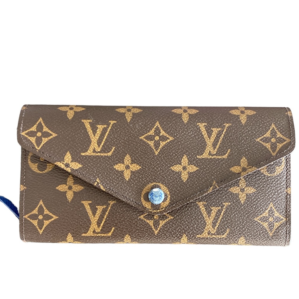LV Wallet with special caricatures used
